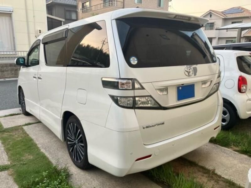 VELLFIRE