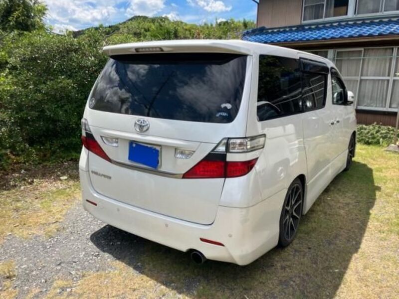 VELLFIRE