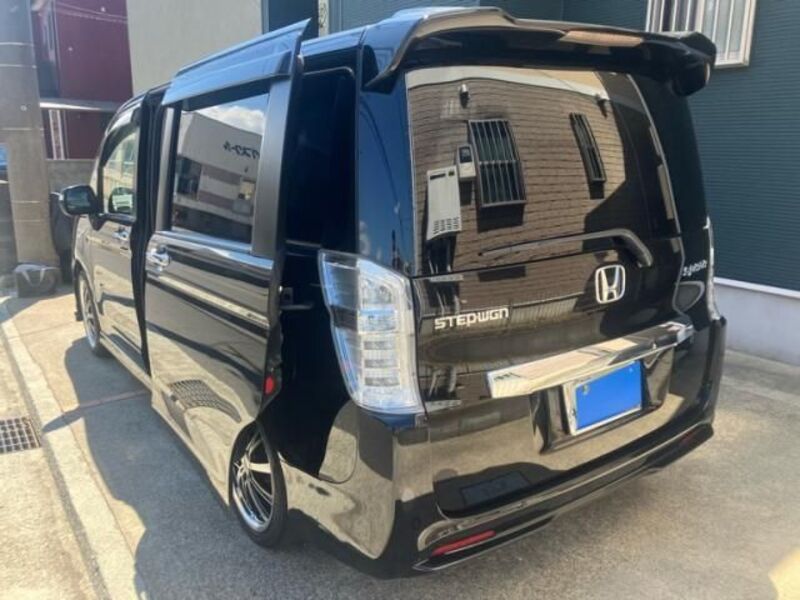 STEPWAGON SPADA