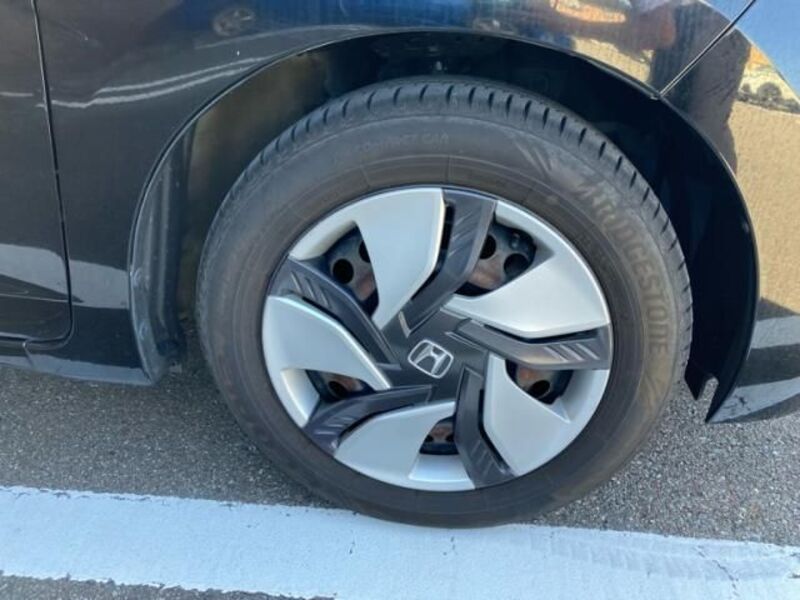 FIT HYBRID