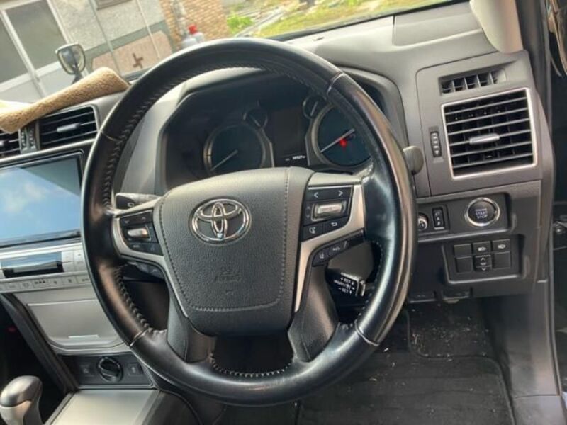 LAND CRUISER PRADO