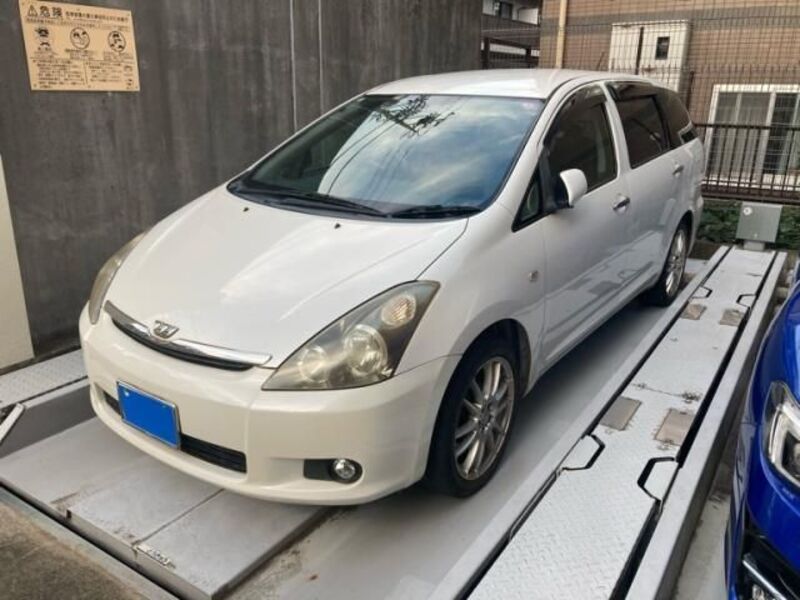 TOYOTA WISH