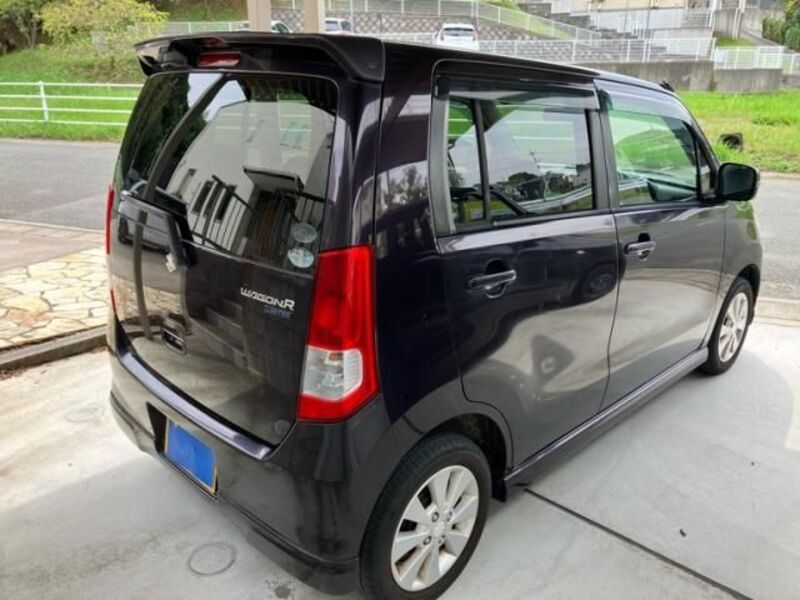 WAGON R