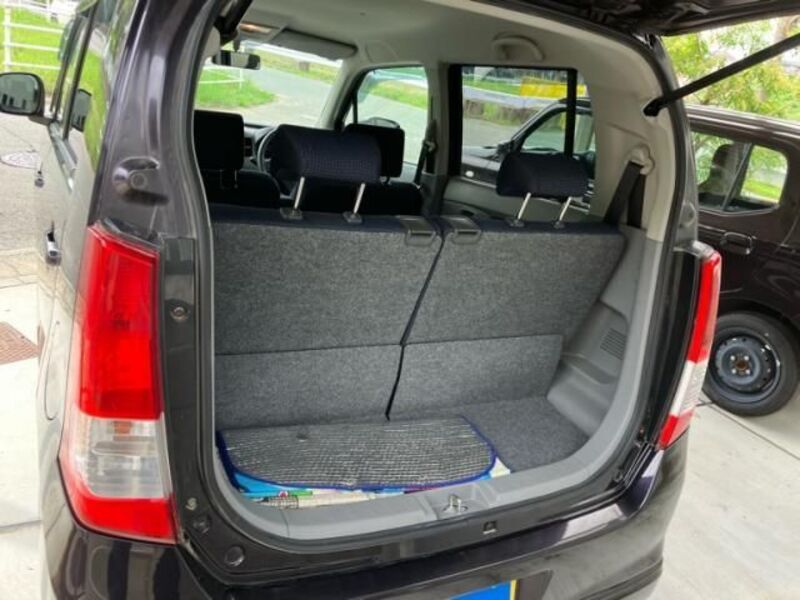 WAGON R