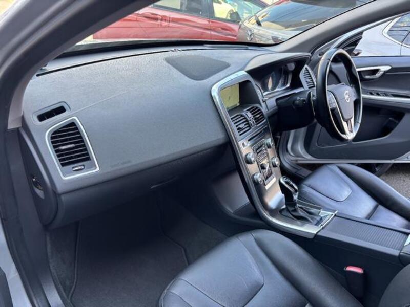 XC60