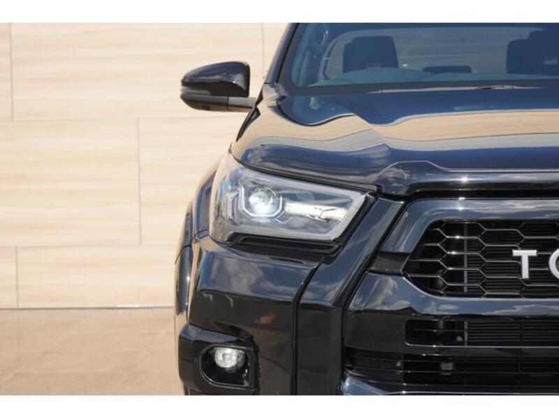 HILUX