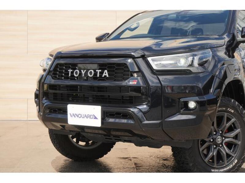 HILUX