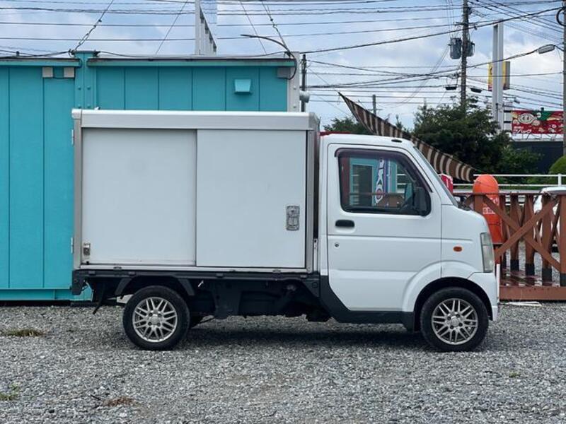CARRY TRUCK