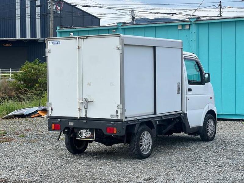 CARRY TRUCK