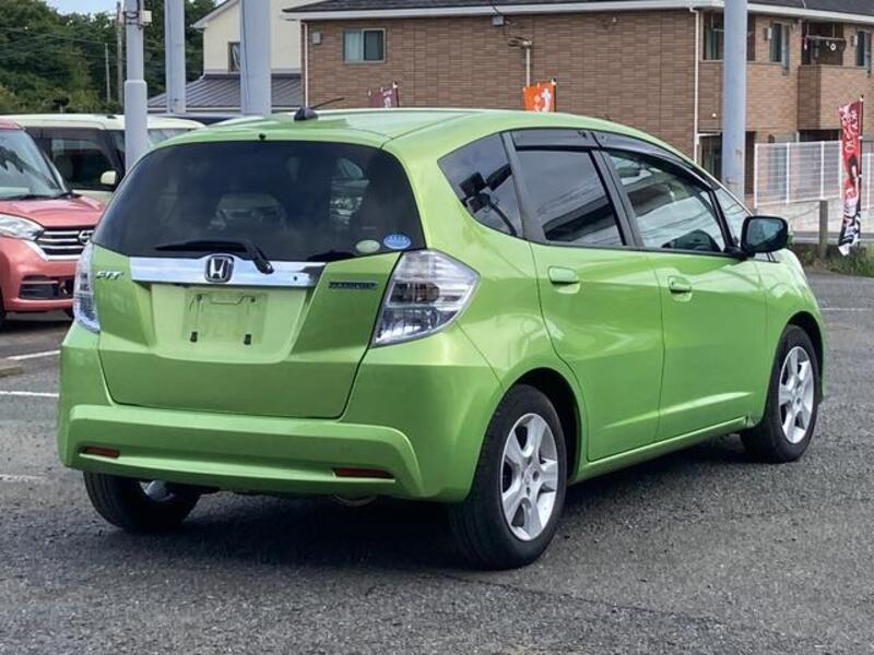FIT HYBRID