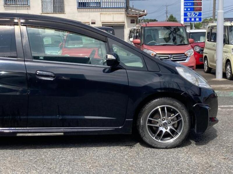 FIT HYBRID