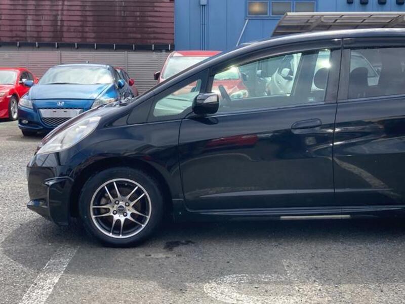 FIT HYBRID
