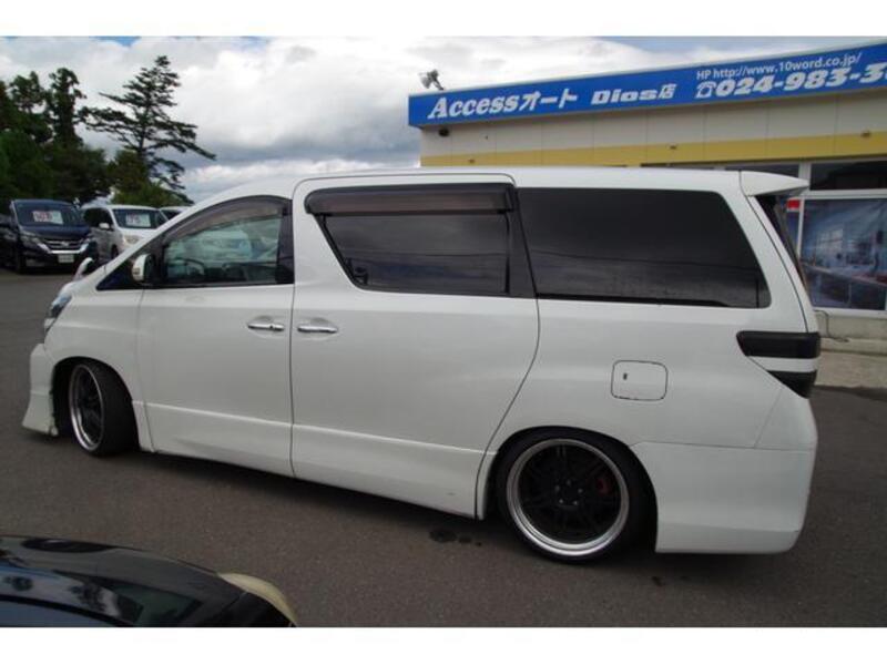 VELLFIRE