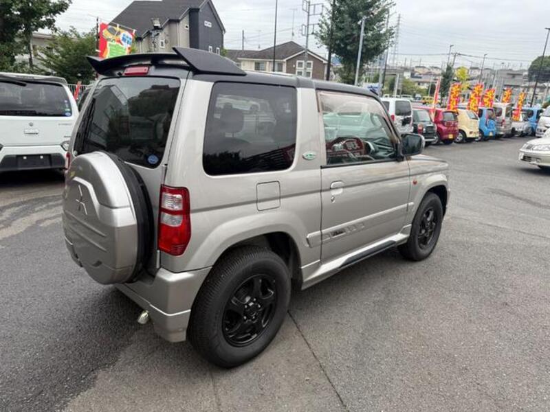 PAJERO MINI