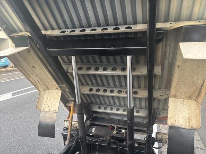 TOWNACE TRUCK