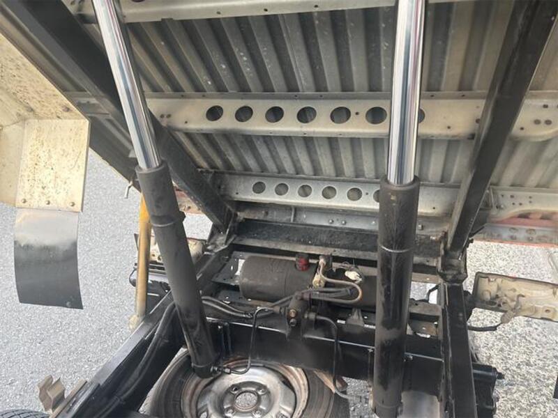 TOWNACE TRUCK