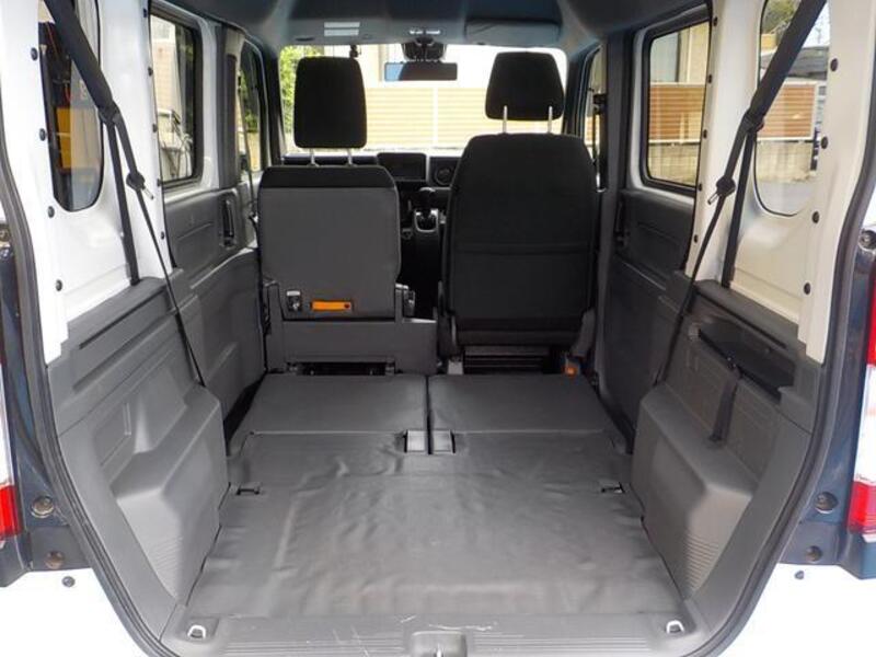 N-VAN