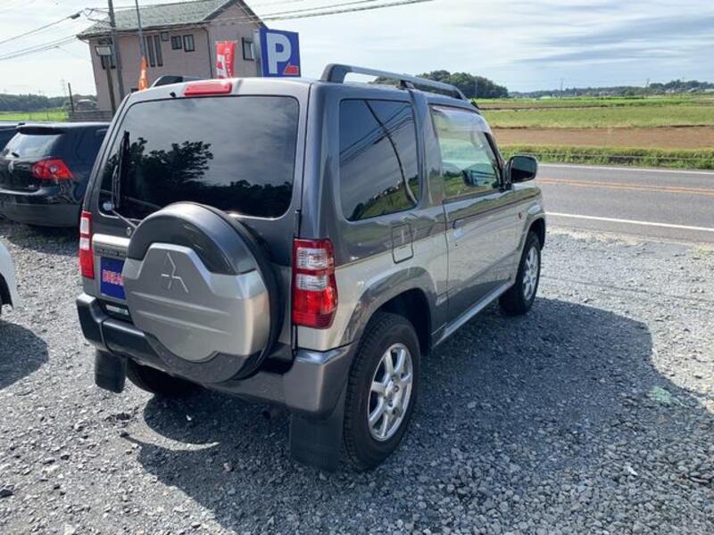 PAJERO MINI
