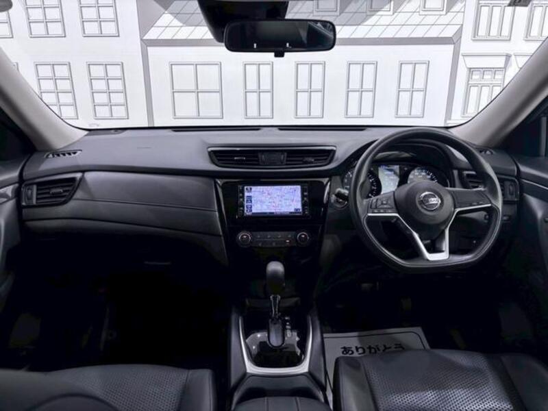 X-TRAIL
