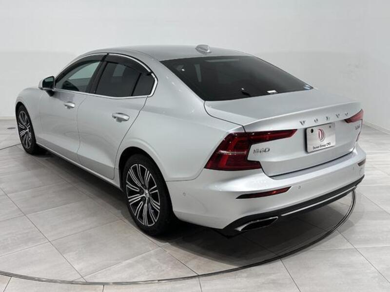 S60