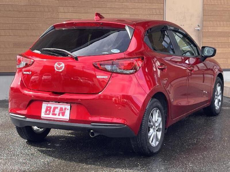 MAZDA2