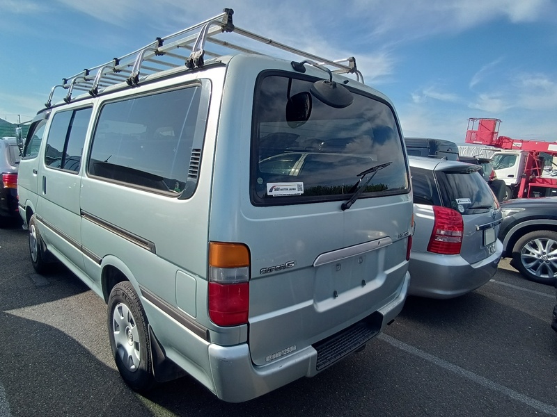 HIACE VAN