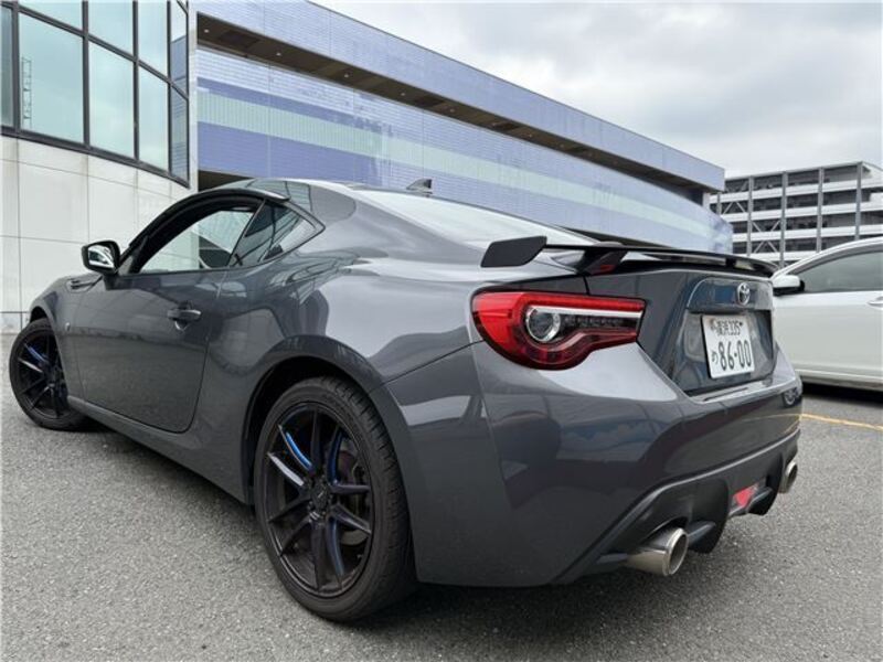 86