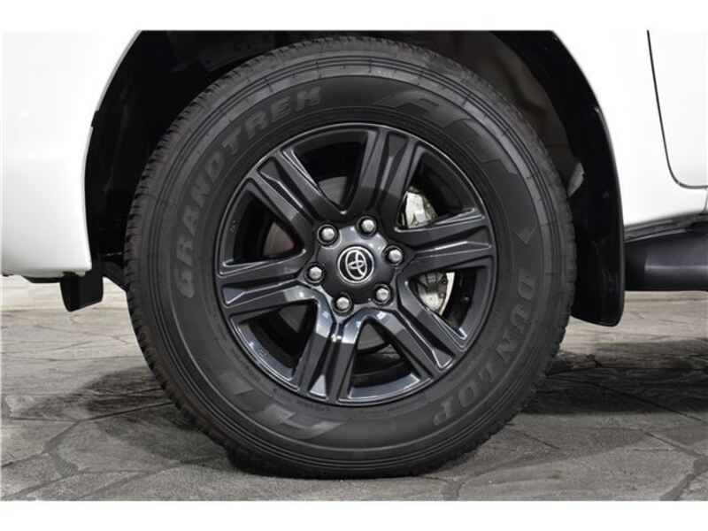 HILUX