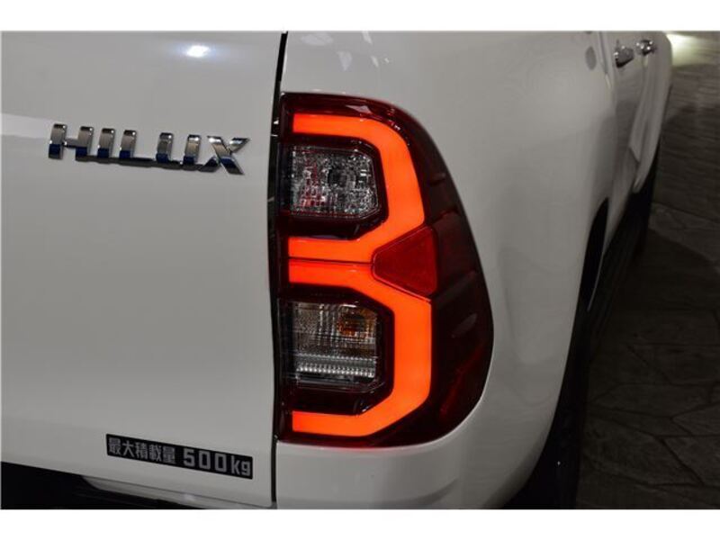HILUX