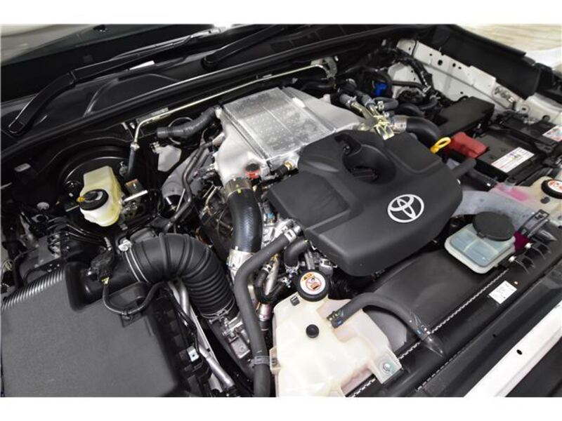 HILUX