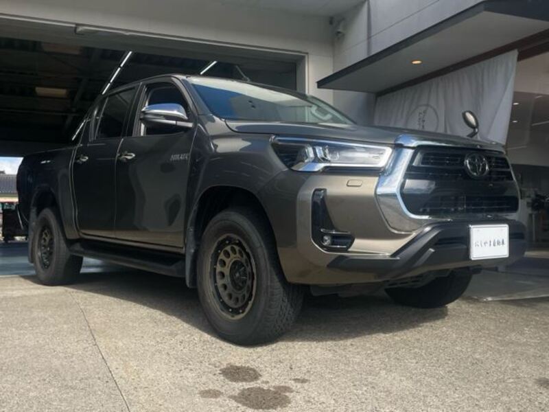HILUX-0
