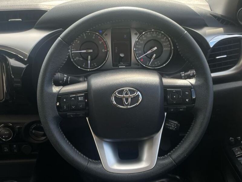 HILUX