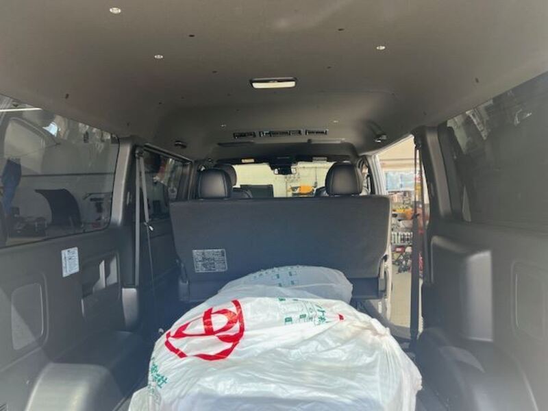 HIACE VAN