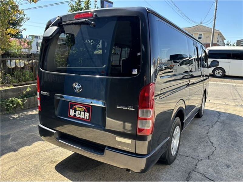HIACE VAN