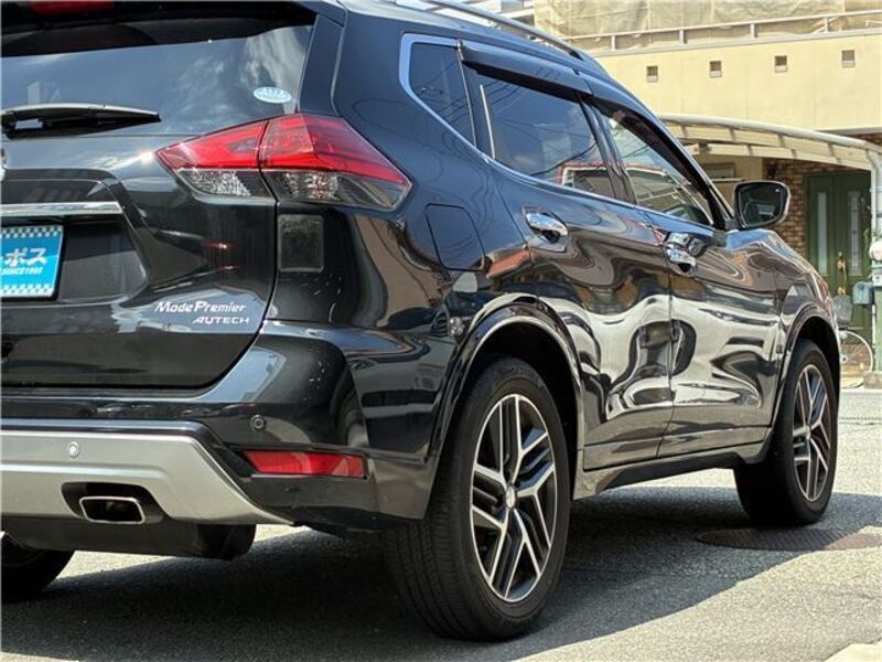 X-TRAIL