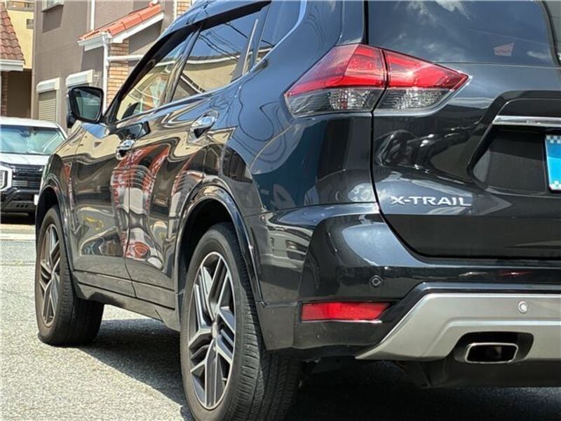 X-TRAIL