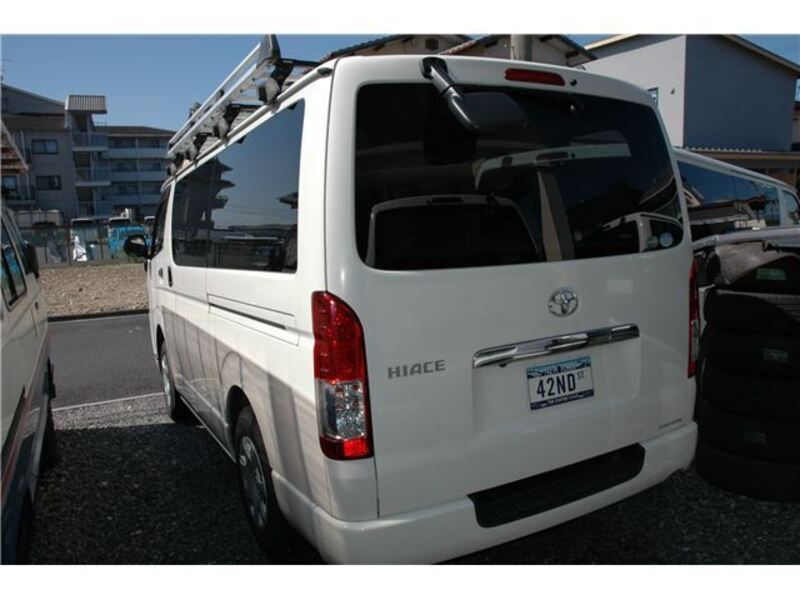HIACE VAN