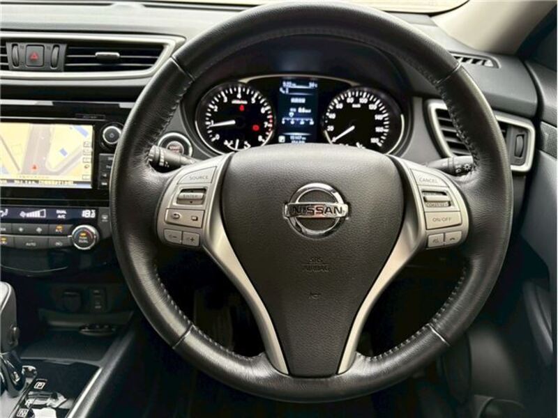 X-TRAIL