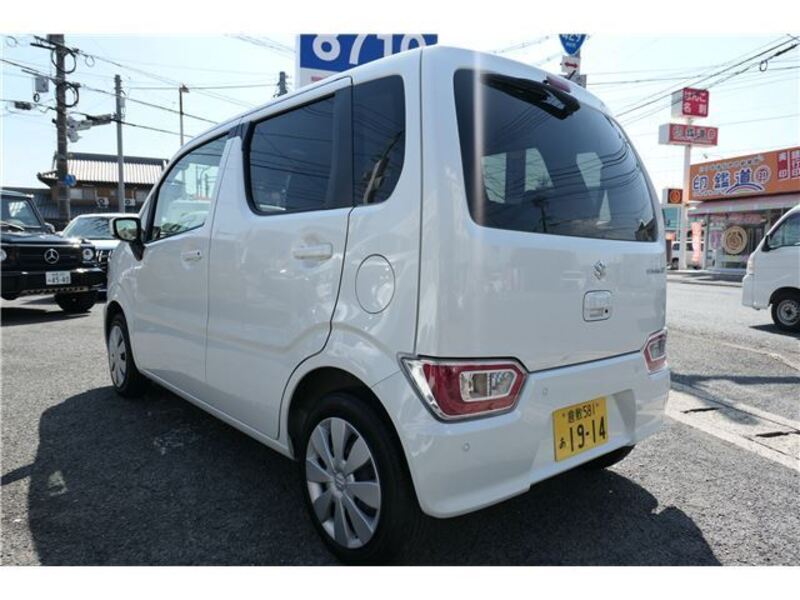 WAGON R