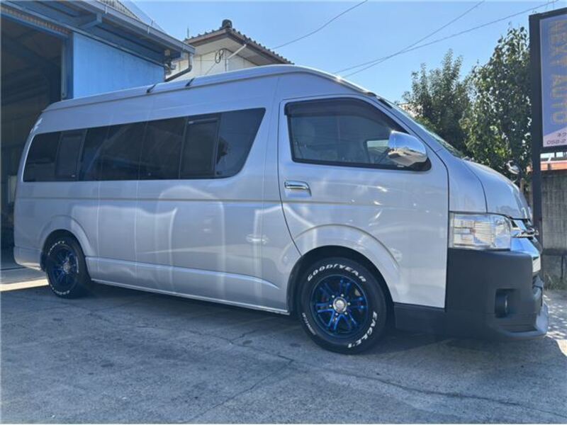 HIACE