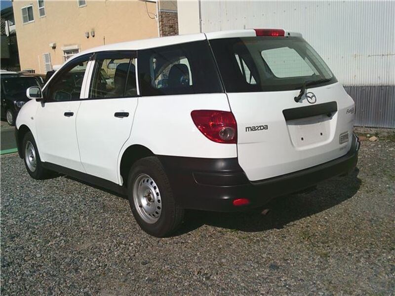 FAMILIA VAN