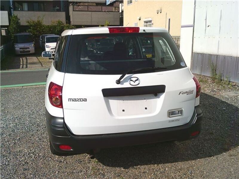 FAMILIA VAN