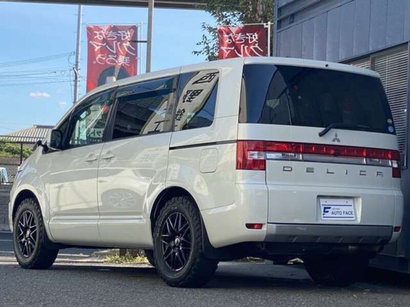 DELICA D5