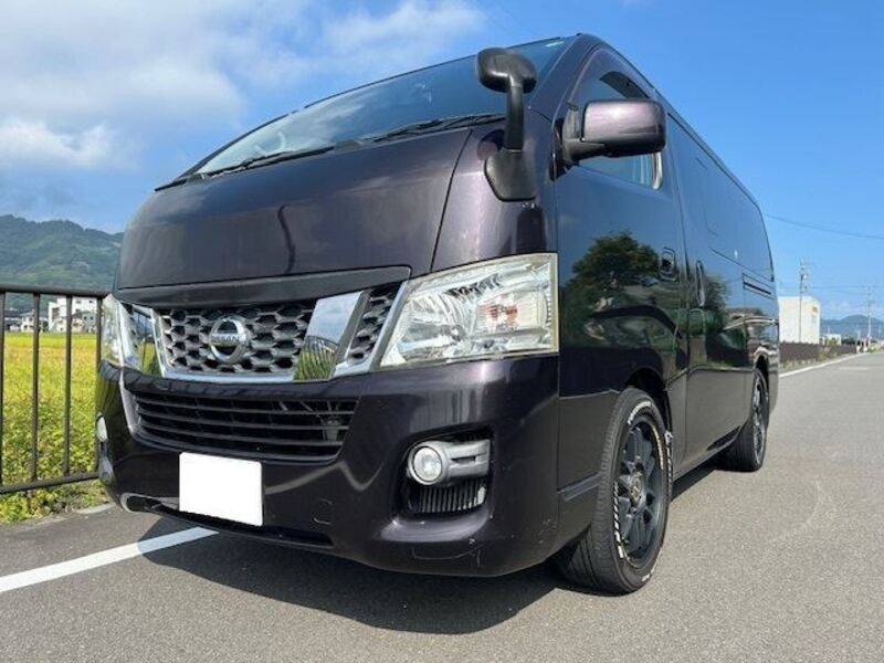 NV350 CARAVAN-0