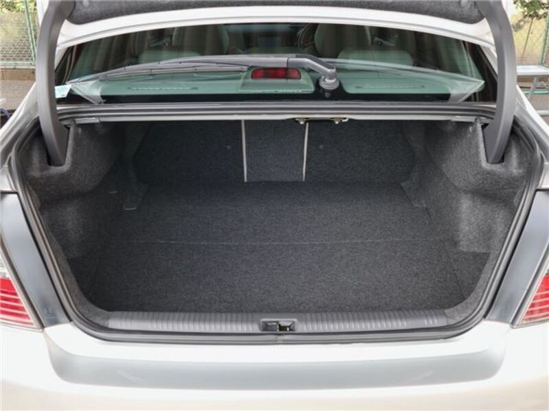 LEGACY B4