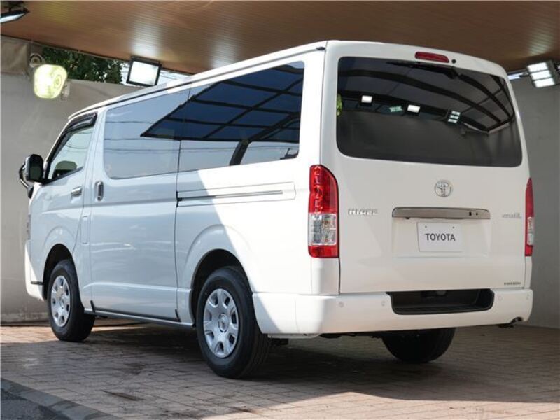 HIACE