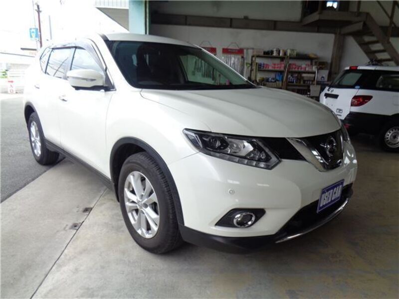 X-TRAIL