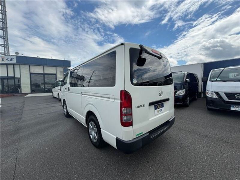HIACE VAN