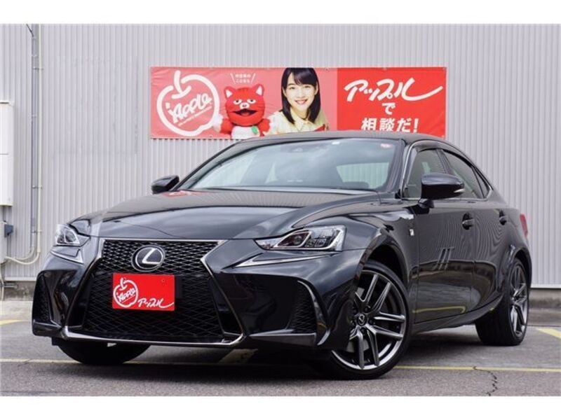 LEXUS IS
