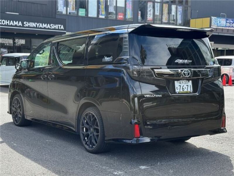 VELLFIRE